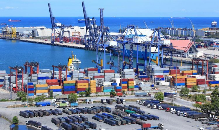 Tekan Biaya Logistik dan tarif logistik Dengan Ekosistem Pelabuhan