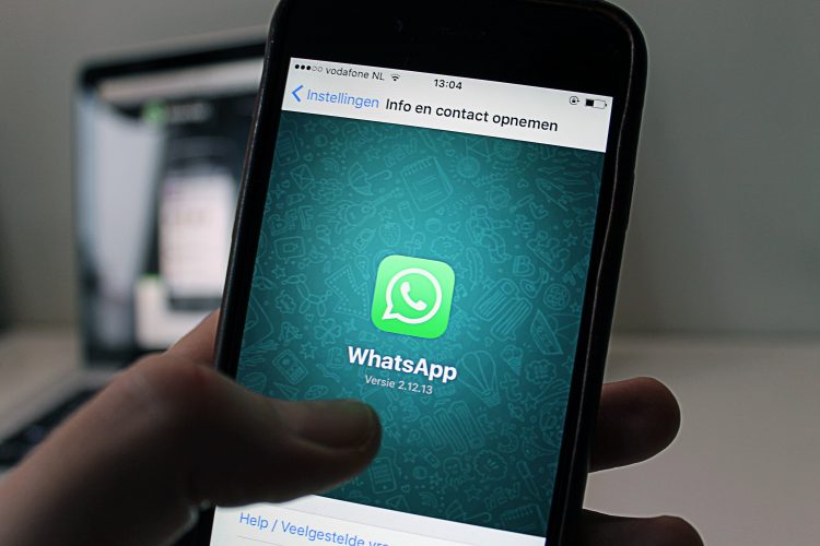WhatsApp latih ribuan UMKM