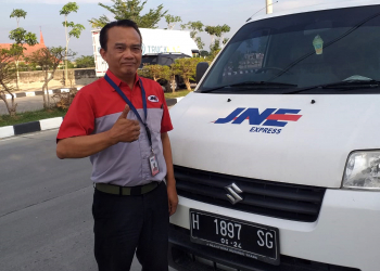 M. Guntur Sigit Wijaya, terpilih sebagai Best Driver JNE Semarang