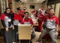 Wawa dan Tim Customer Service JNE Makassar