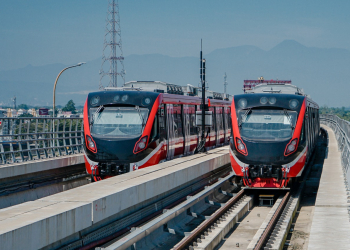 LRT jabodebek akan dibekali train attendant oleh PT KAI