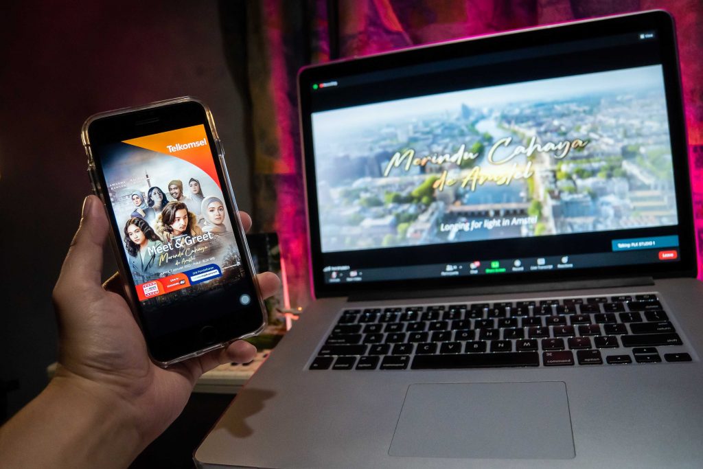 Merindu Cahaya de Amstel film terbaru Telkomsel