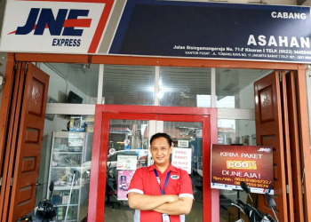 Febrian Bodro Saksono, Ksatria JNE Asahan yang bertugas di bagian sales marketing.