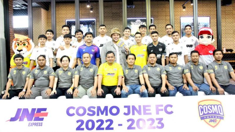 launching tim dan jersey cosmo jne fc liga futsal indonesia 2022-2023
