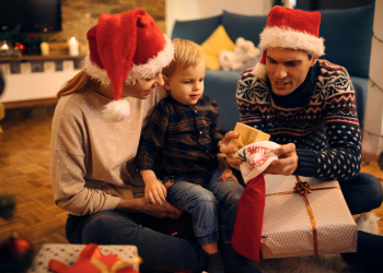 cara merayakan natal seru bersama keluarga di rumah