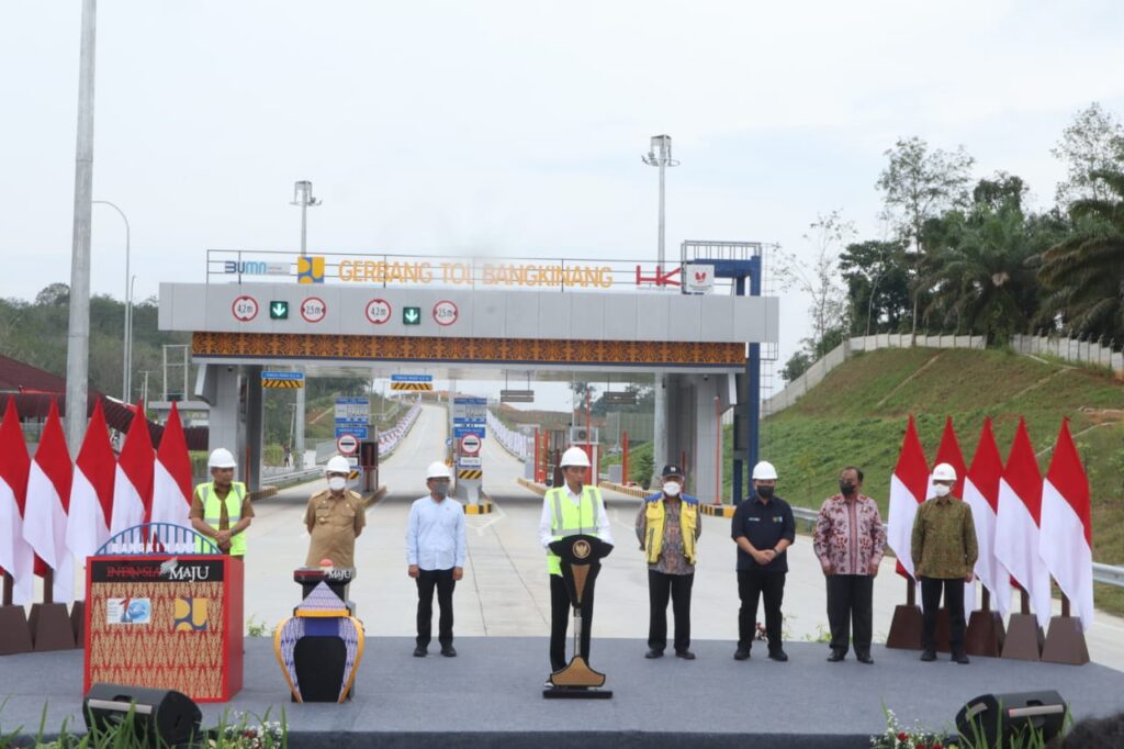 Jalan tol pekanbaru-bangkinan