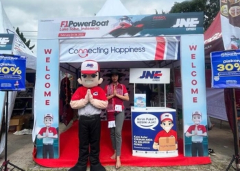 Booth JNE di ajang F1 Powerbooth, Danau Toba