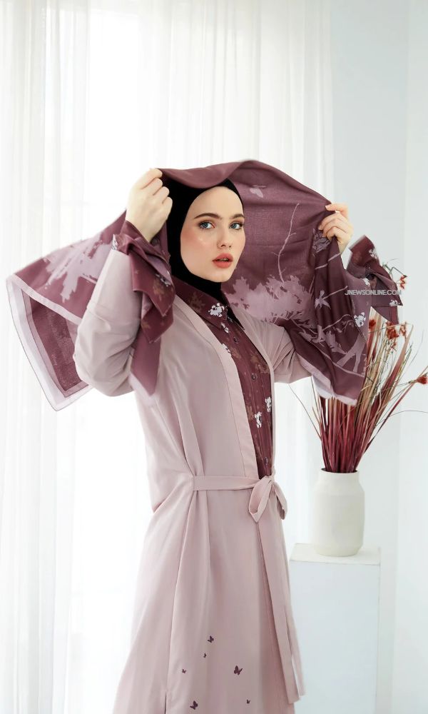 10 Inspirasi OOTD Style Korea bagi Perempuan Berhijab untuk Berbagai Acara
