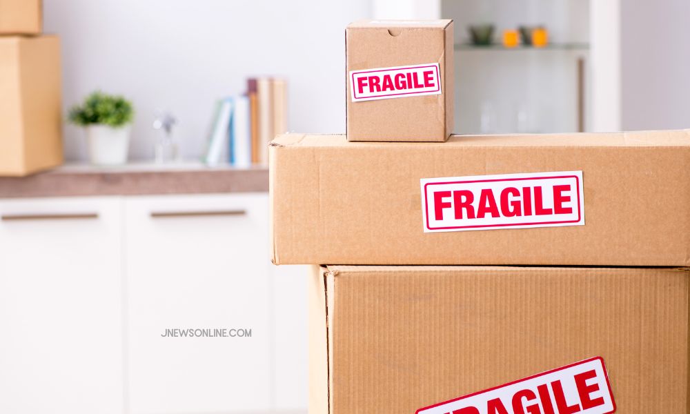 Contoh Paket JNE untuk Barang Fragile: Tip Mengemas dan Mengirim Barang Mudah Pecah