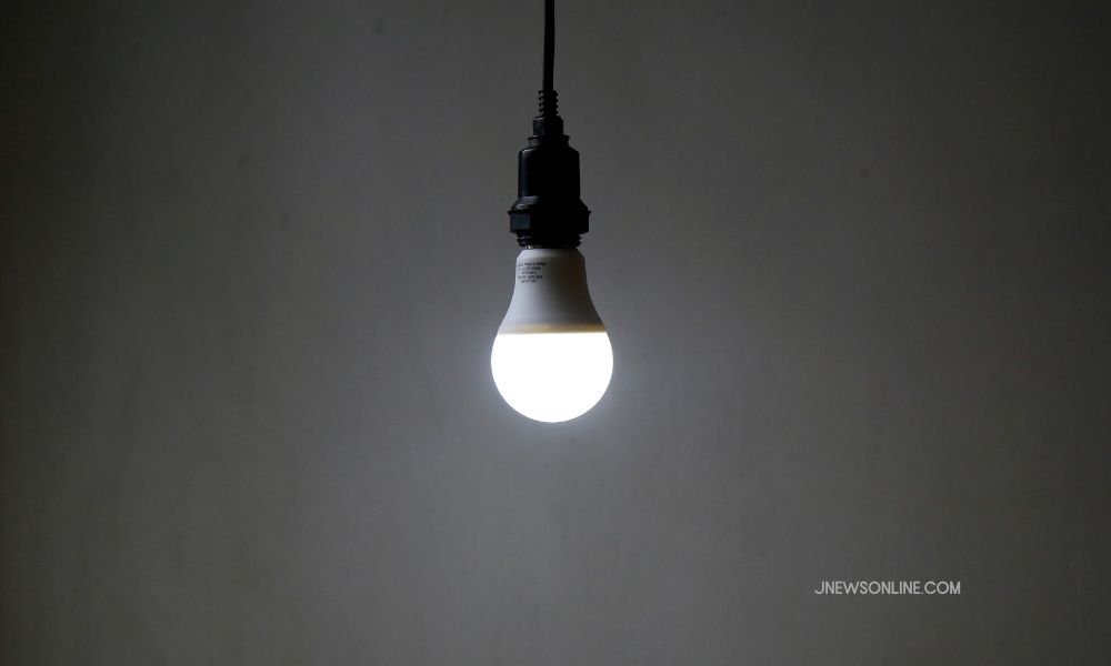 Lampu LED vs. Lampu Bohlam Konvensional: Kelemahan dan Keuntungannya
