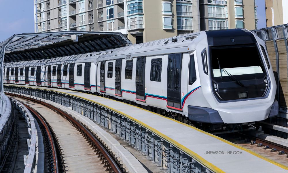 Apa Perbedaan MRT dan LRT yang Digadang Jadi Moda Transportasi Publik Efisien?