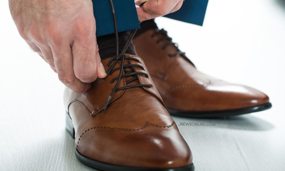 Panduan Memilih dan Merawat Sepatu Pantofel yang Tepat untuk Pria