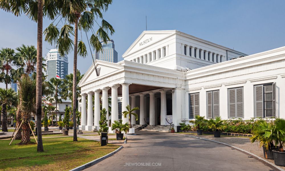 Museum Nasional Indonesia: Sejarah, Profil, dan Panduan Wisatanya