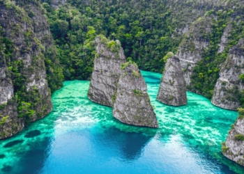 Keindahan Pantai di Indonesia: 12 Destinasi Bak Maldives