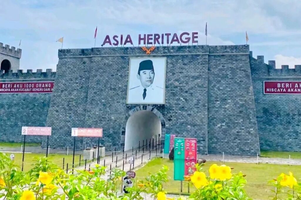 Tempat Wisata di Pekanbaru: Asia Heritage