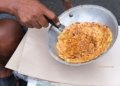 Kerak Telor: Kuliner Khas Betawi yang Bertahan di Tengah Modernisasi