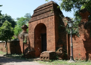 Tempat Wisata Cirebon yang Populer