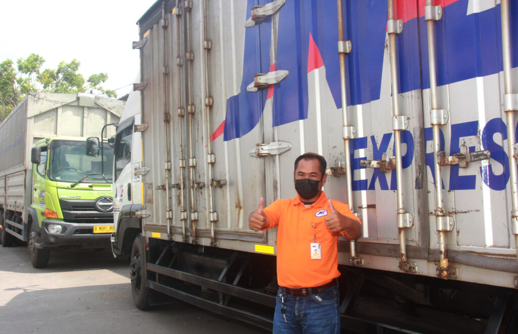 Pemerintah mengatur pembatasan angkutan barang menjelang mudik lebaran