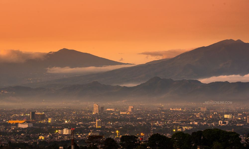 Tempat Wisata di Cimahi: Alam hingga Sejarah