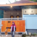 karyawati JNE mendapat rumah impian sebagai grand prize ulang tahun perusahaan