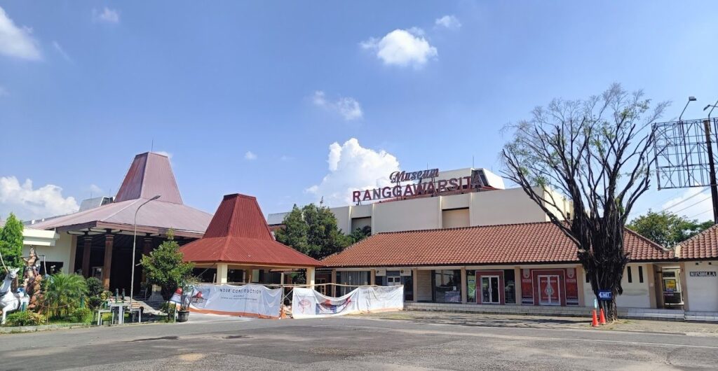 Museum Ranggawarsita: Sejarah dan Budaya Jawa Tengah