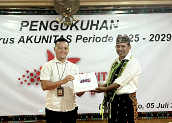 jne banyak mengirimkan produk lokal pelaku UMKM di Manggarai Barat