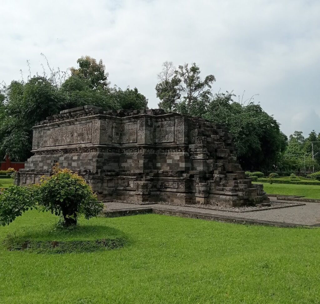 Candi Surowono di Kediri: Sejarah dan Arsitekturnya