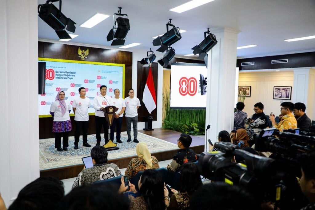 di hari kemerdekaan tarif angkutan umum di jakarta hanya 60 rupiah