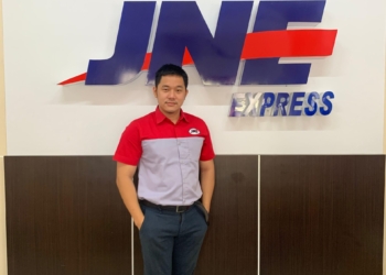 Kepala Cabang Utama JNE Jambi, Jacksen.