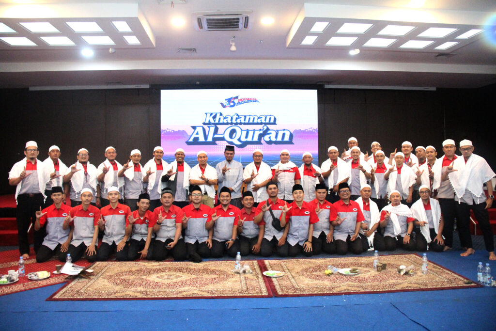 karyawan gelar khataman alquran