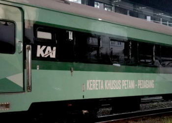 kereta khusus petani