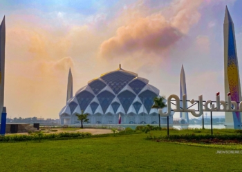 6 Masjid Viral di Indonesia dengan Kisah dan Keunikannya