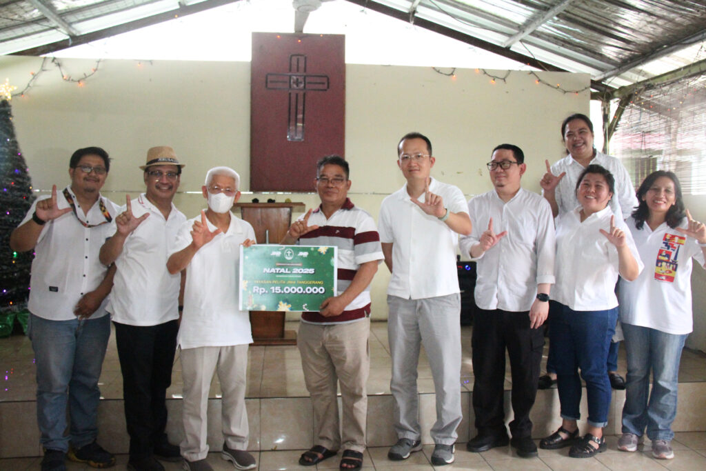 jne berikan donasi kepada yayasan pelita jiwa yang menaungi penderita ODGJ