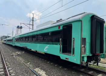 kereta petani-pedagang jalur Rangkasbitung-Merak sudah beroperasi