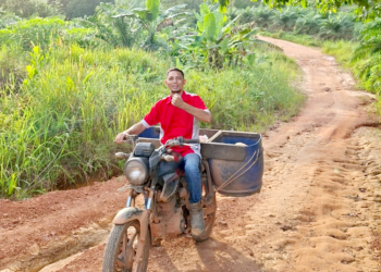 cerita pengantar paket dari pedalaman kalimantan barat