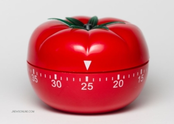 Teknik Pomodoro: Bekerja Fokus 25 Menit untuk Hasil Kerja yang Lebih Efektif