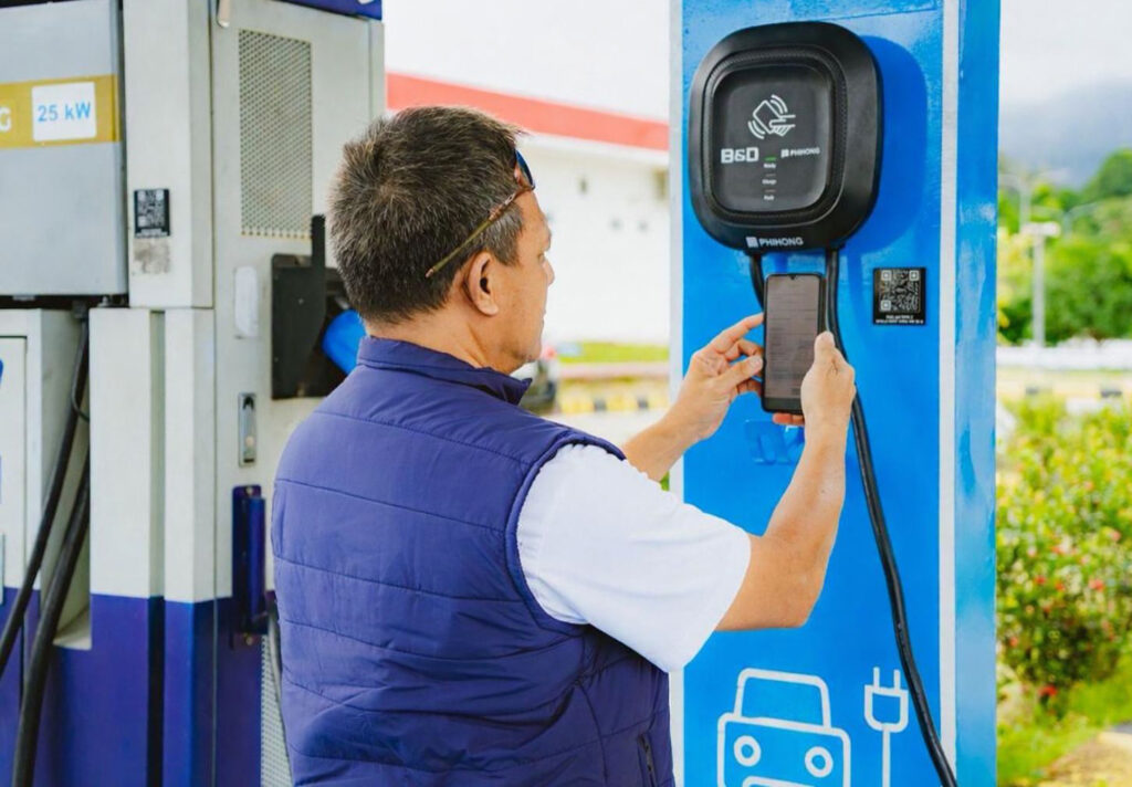 pengecasan kendaraan listrik