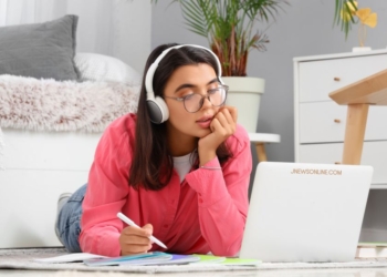 Cara Belajar Bahasa Inggris agar Lebih Cepat Lancar dan Percaya Diri