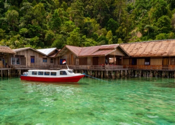 Desa Sawai Maluku: Fakta, Keindahan, dan Aktivitas yang Bisa Dilakukan