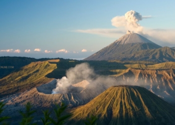 Gunung Semeru: Fakta dan Keunikan Gunung Tertinggi di Jawa