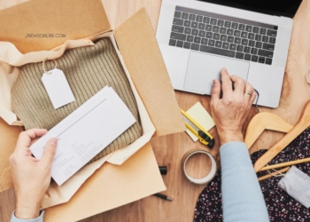 Sistem Dropship vs Stok Sendiri: Perbedaan dan Kelebihan