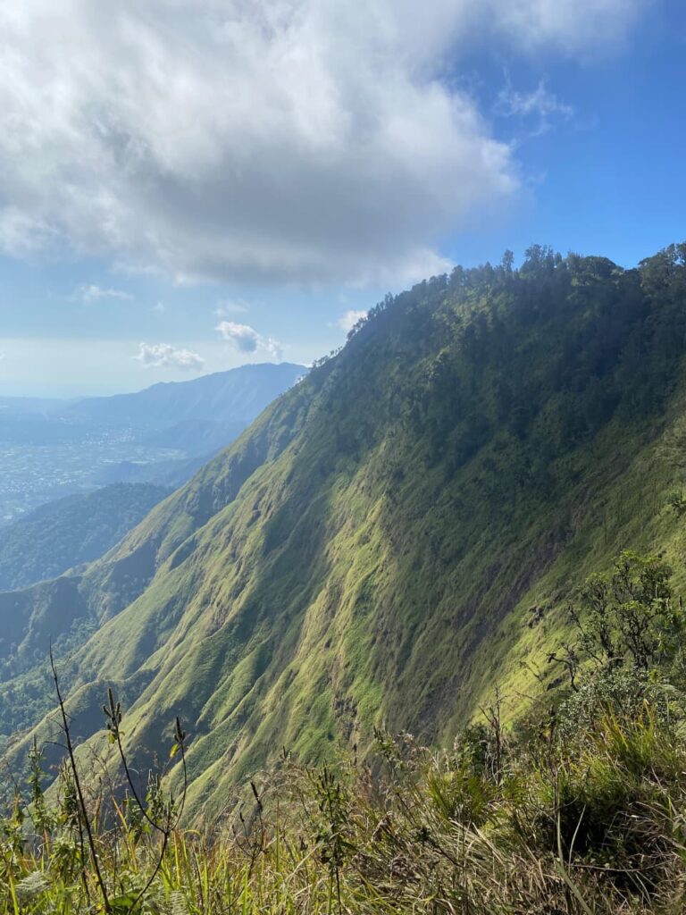 bukit di lombok, bukit sempana