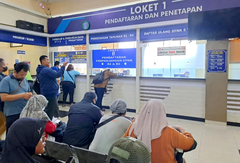 pemprov dki jakarta putihkan pajak kendaraan bermotor per 1 Juni 2026