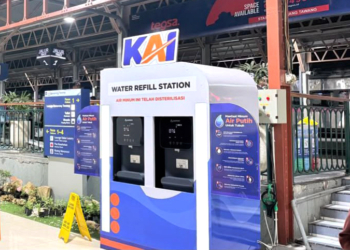 Fasilitas isi ulang air minum di stasiun kereta api. Foto: Istimewa
