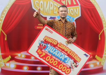 jurnalis foto kompas raih karya foto terbaik di JNE Content Competition untuk region Jakarta dan Banten
