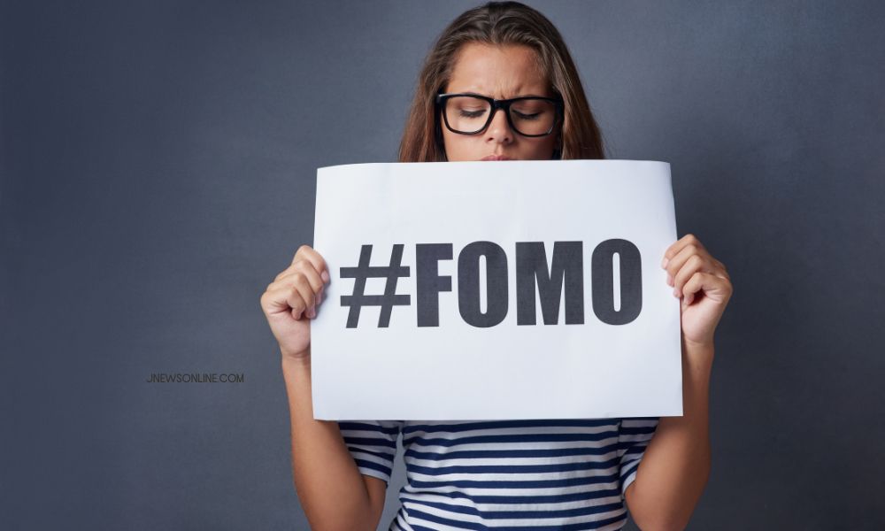 Tanda Gaya Hidup FOMO yang Diam-Diam Menguras Waktu dan Uang