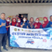 Tim Nakes dari Pukesmas, Palmerah, Jakarta Barat berfoto seusai kegiatan Cek Kesehatan Gratis, Cikokol, Tangerang, Banten