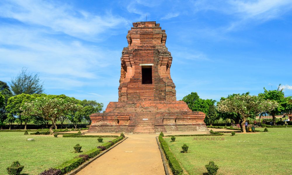 Candi Brahu di Mojokerto, Menelusuri Jejak Sejarah Majapahit di Trowulan