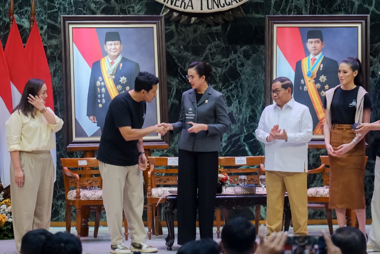 kemenpar terus dukung konser musik internasional