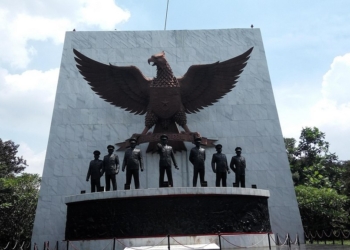 Menjelajahi Lubang Buaya, Destinasi Wisata Sejarah di Jakarta